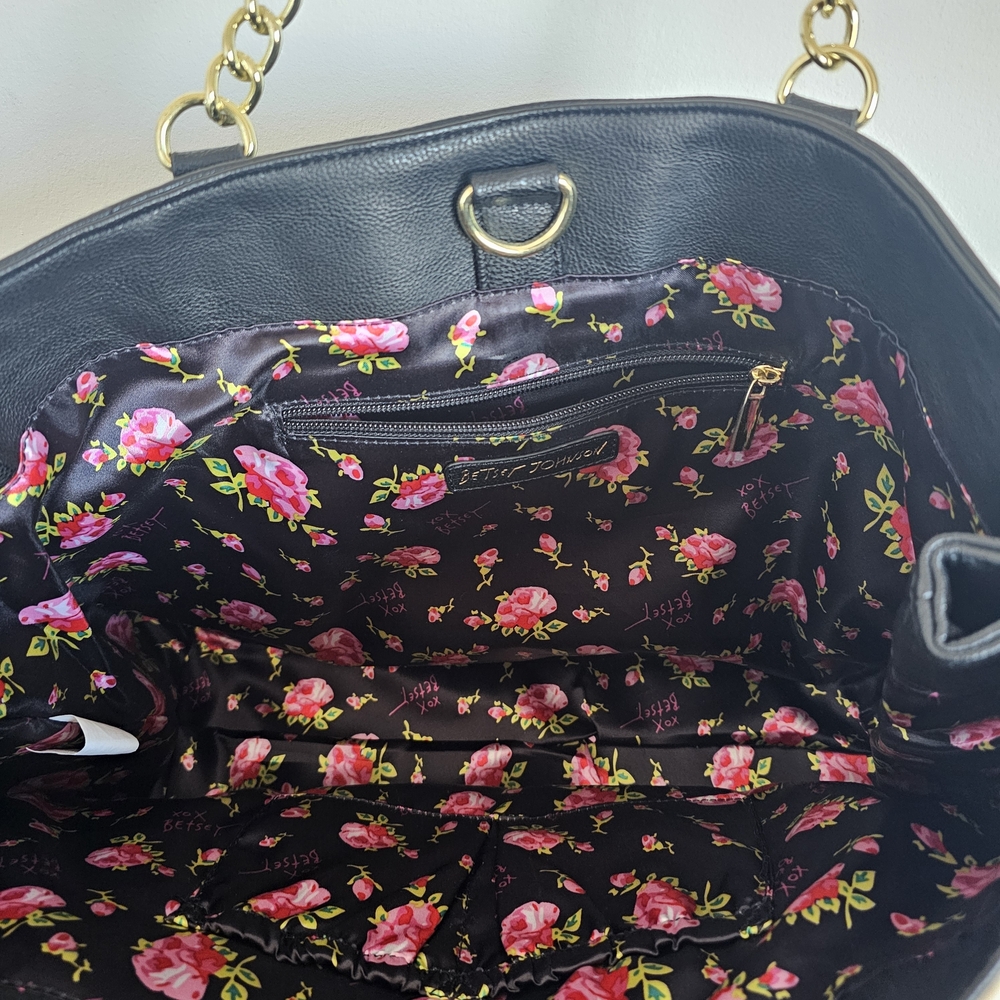 Betsey Johnson Black and White Sequin Shoulder Bag - Picture 3 of 3